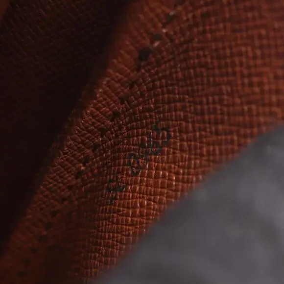 LOUIS VUITTON Brown Monogram Leather Shoulder Bag - Picture 5 of 11